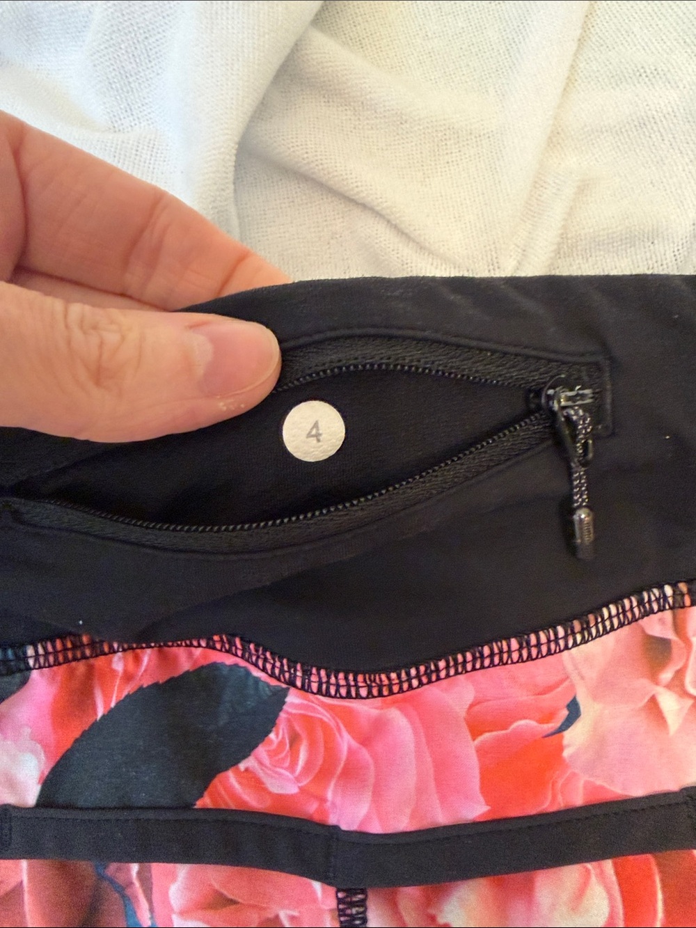 Lululemon Speed Shorts floral pattern - Picture 3 of 4